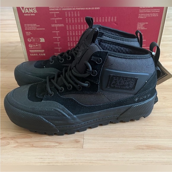 VANS Mte Half Cab Gore-tex Shoes
Black Women 8.5 US Mens 7.0US - Picture 6 of 14